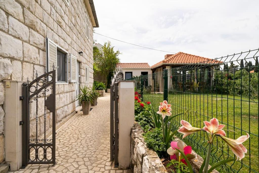 Suite By The Beach For 2 Cavtat Kültér fotó